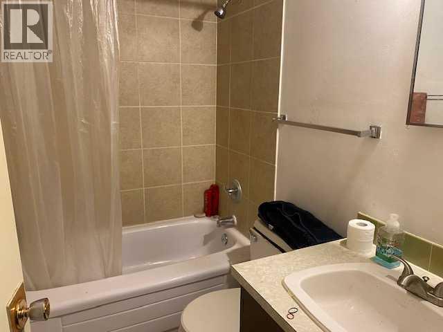 4 Huntley Close Ne, Calgary, Alberta  T2K 4Z3 - Photo 5 - A2266123