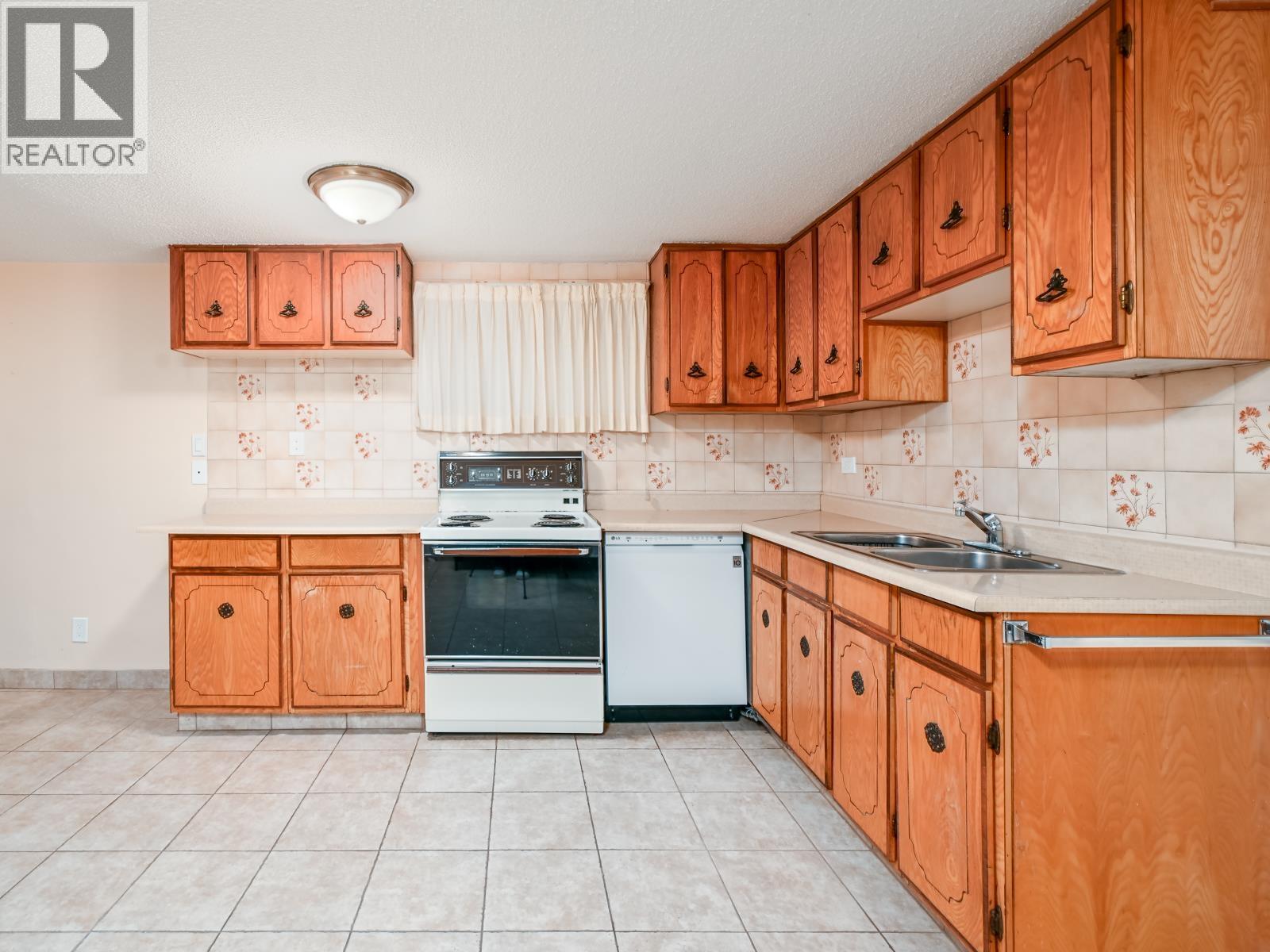 3226 E 1st Avenue, Vancouver, British Columbia  V5M 1B8 - Photo 12 - R3063323