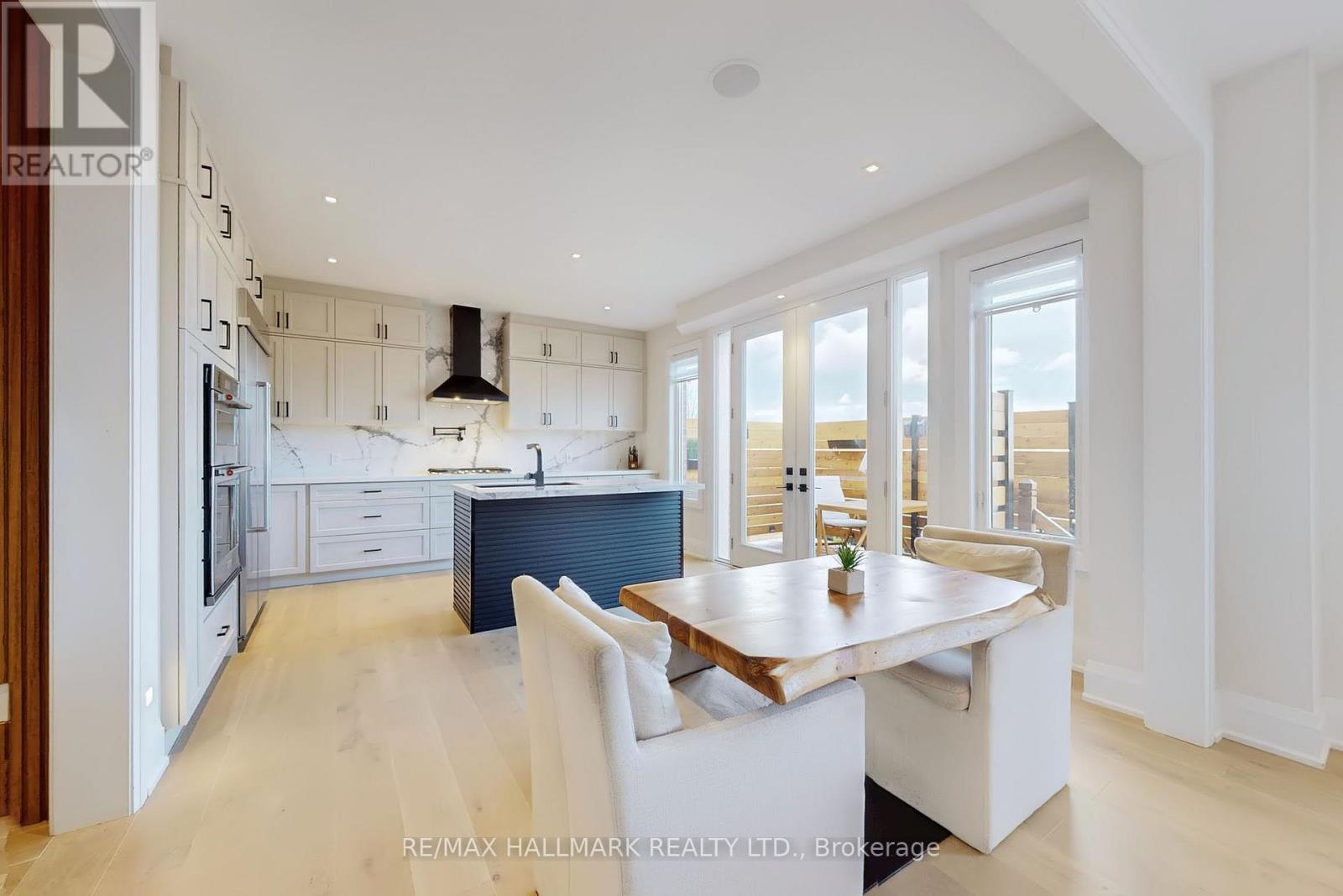 61 Strathgreen Lane, Georgina, Ontario  L4P 0J3 - Photo 21 - N12482277