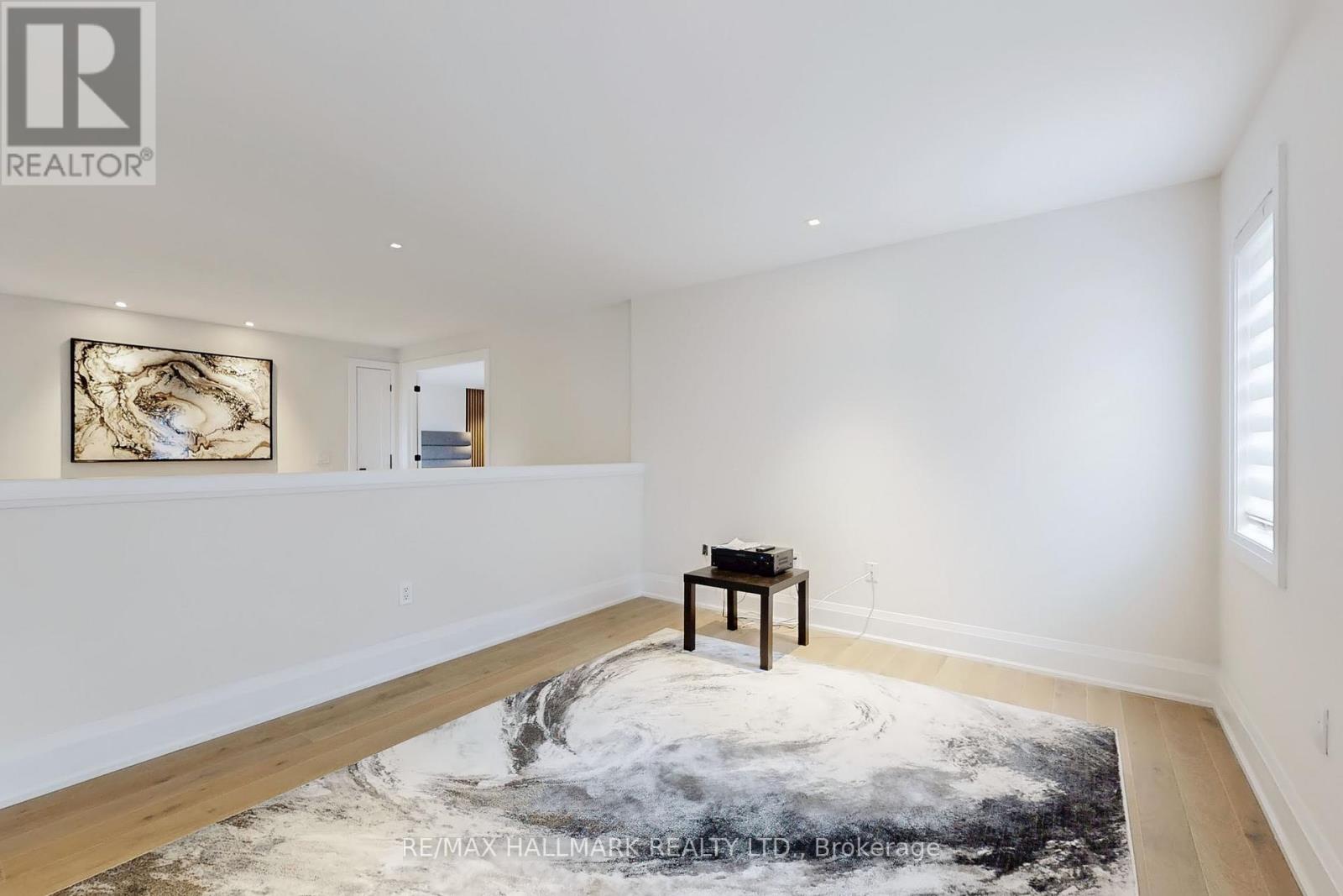 61 Strathgreen Lane, Georgina, Ontario  L4P 0J3 - Photo 33 - N12482277