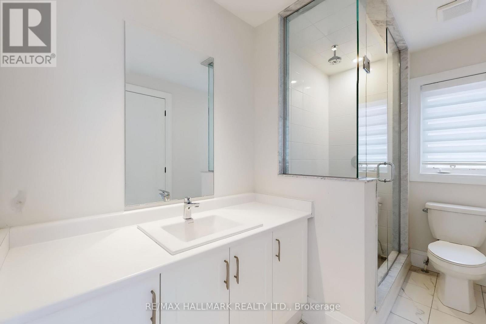 61 Strathgreen Lane, Georgina, Ontario  L4P 0J3 - Photo 40 - N12482277