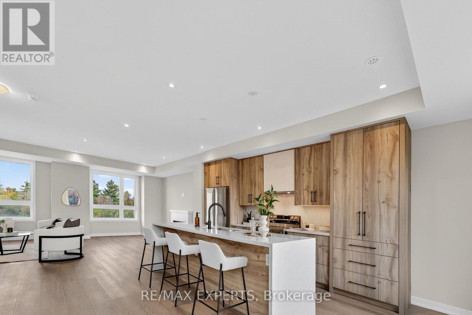 3082 Harasym Trail, Oakville, Ontario  L6M 5R2 - Photo 10 - W12492112