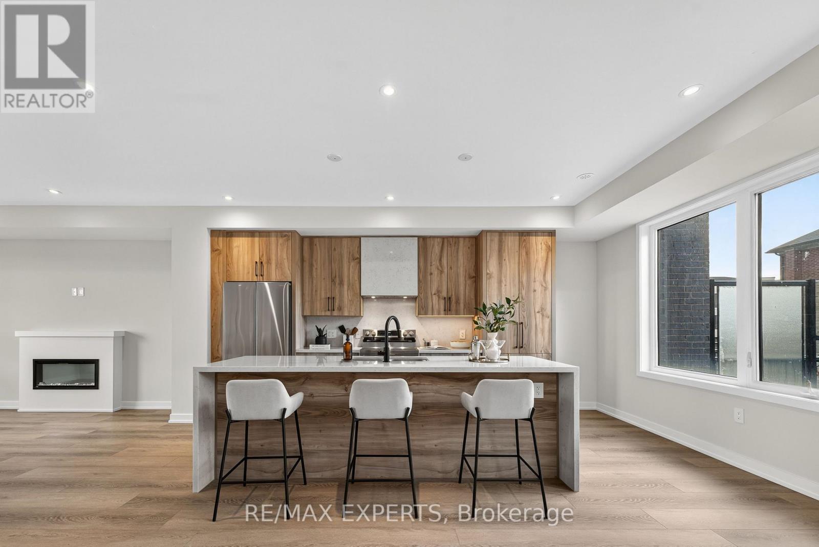 3082 Harasym Trail, Oakville, Ontario  L6M 5R2 - Photo 16 - W12492112