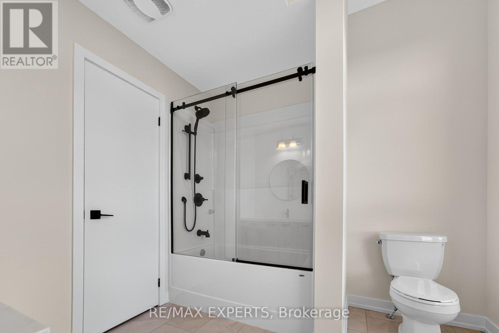 3082 Harasym Trail, Oakville, Ontario  L6M 5R2 - Photo 23 - W12492112