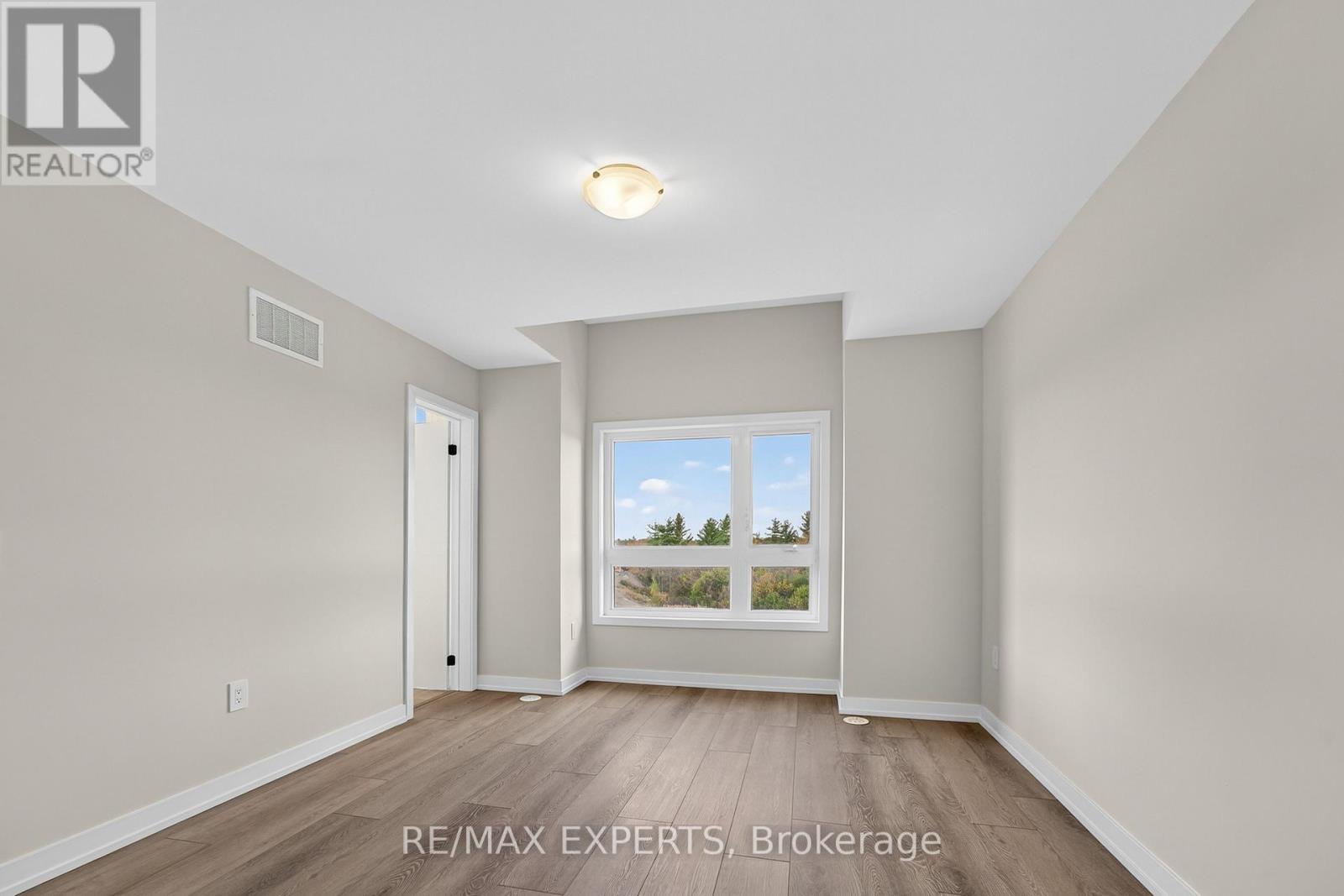 3082 Harasym Trail, Oakville, Ontario  L6M 5R2 - Photo 25 - W12492112