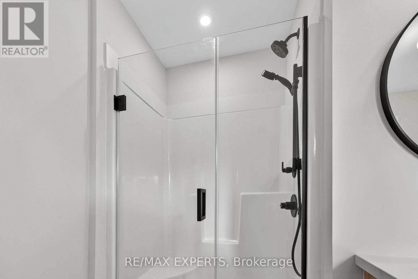 3082 Harasym Trail, Oakville, Ontario  L6M 5R2 - Photo 33 - W12492112