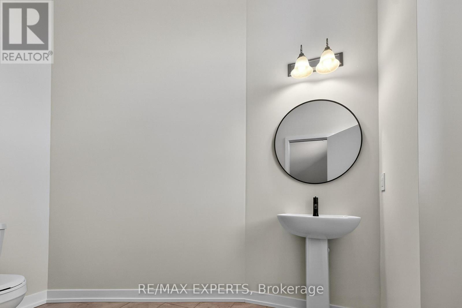 3082 Harasym Trail, Oakville, Ontario  L6M 5R2 - Photo 40 - W12492112