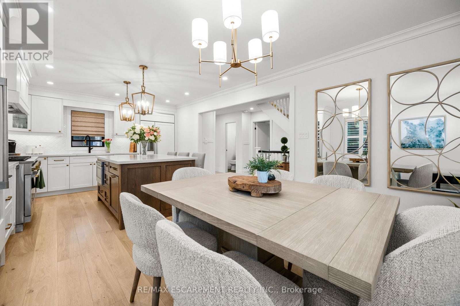 1390 Halifax Place, Burlington, Ontario  L7S 1J6 - Photo 12 - W12492118