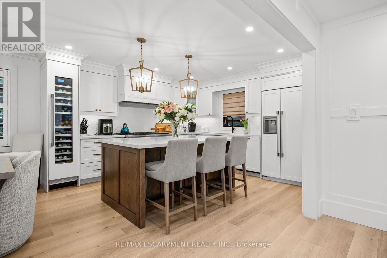 1390 Halifax Place, Burlington, Ontario  L7S 1J6 - Photo 18 - W12492118