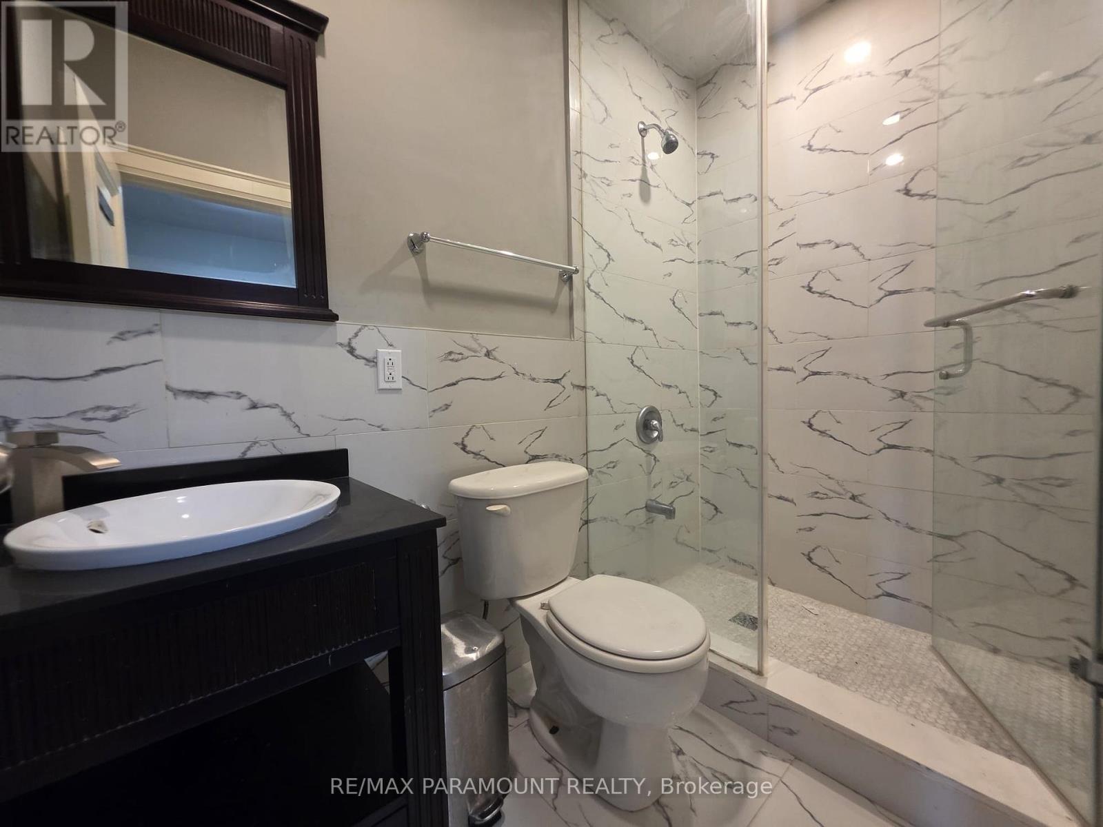 2b - 2133 Bloor Street W, Toronto, Ontario  M6S 1N2 - Photo 7 - W12492174