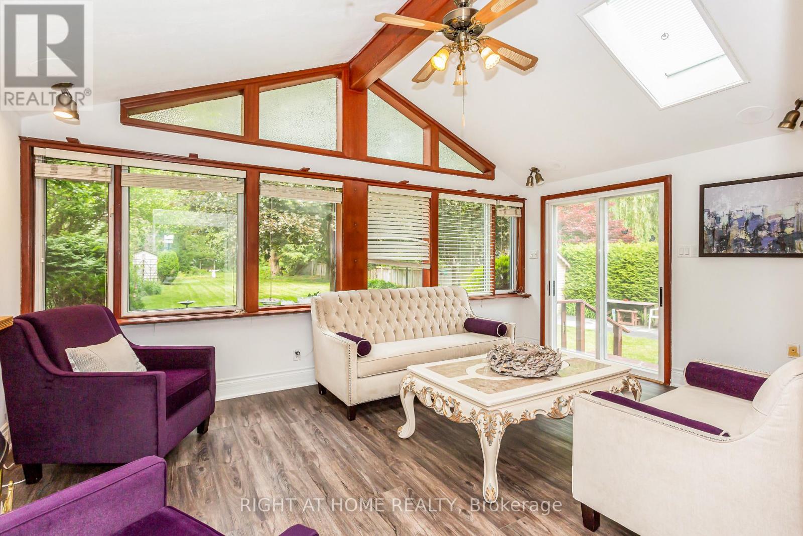 411 Maplehurst Avenue, Oakville, Ontario  L6L 4Y3 - Photo 11 - W12492180