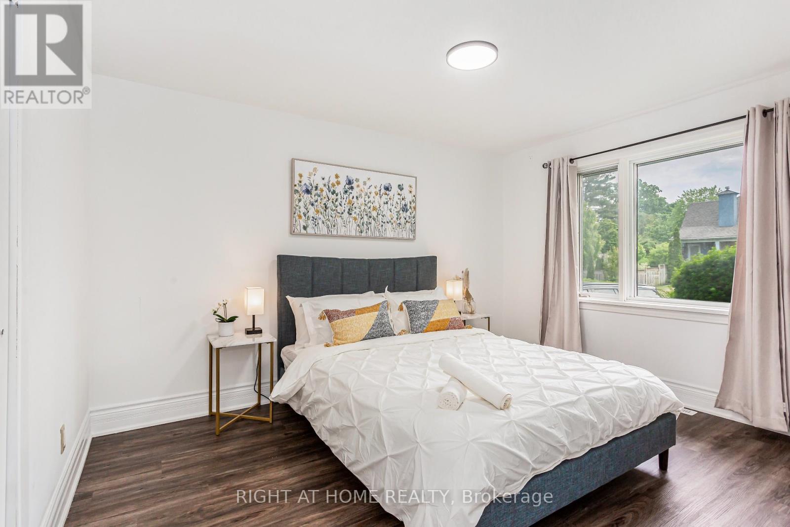 411 Maplehurst Avenue, Oakville, Ontario  L6L 4Y3 - Photo 20 - W12492180