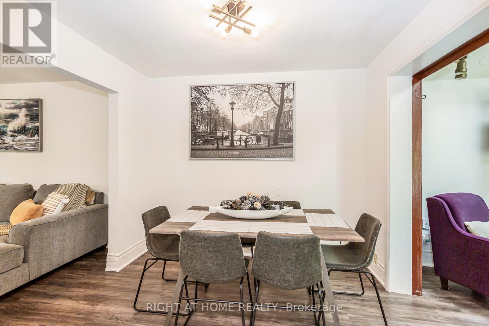 411 Maplehurst Avenue, Oakville, Ontario  L6L 4Y3 - Photo 7 - W12492180