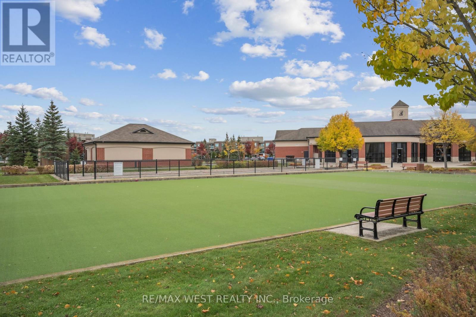 4 Clermiston Crescent, Brampton, Ontario  L6R 3W9 - Photo 17 - W12492190