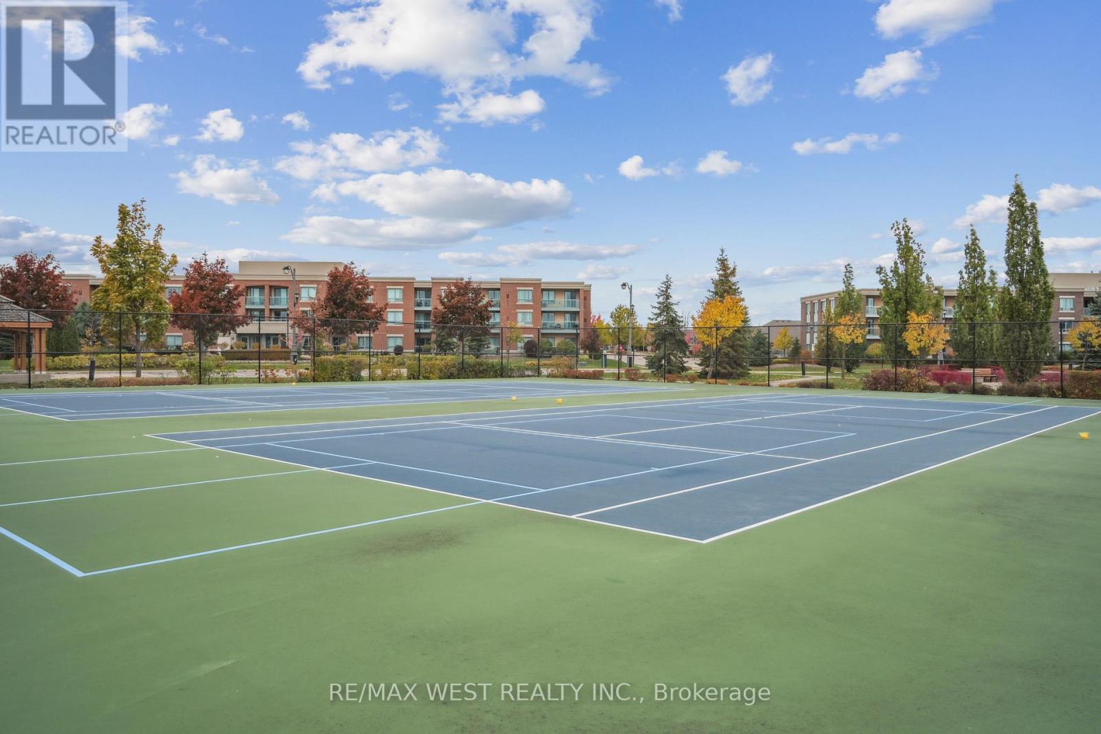 4 Clermiston Crescent, Brampton, Ontario  L6R 3W9 - Photo 19 - W12492190