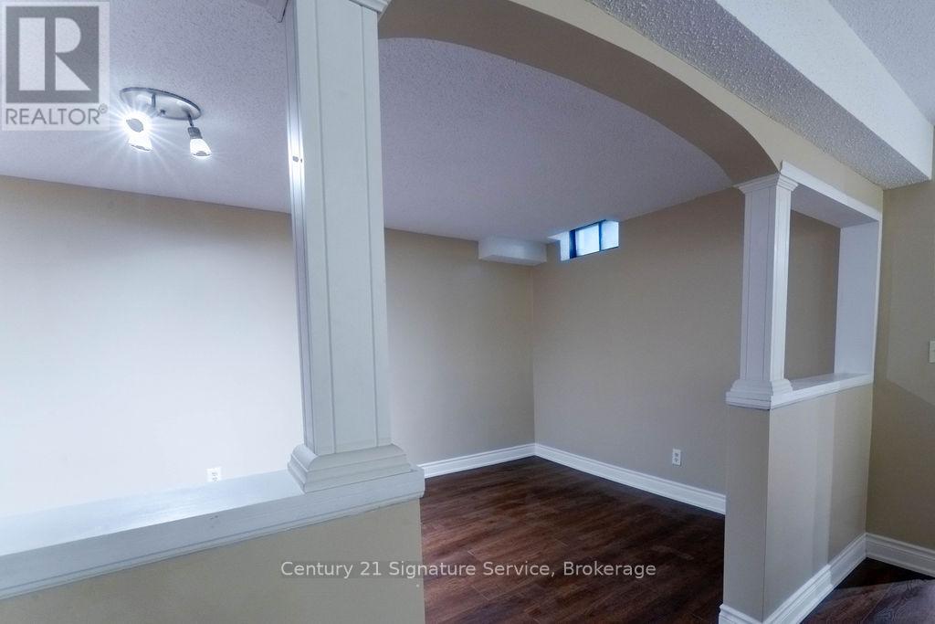 5580 Millbrook Lane, Mississauga, Ontario  L5M 3X9 - Photo 41 - W12492222