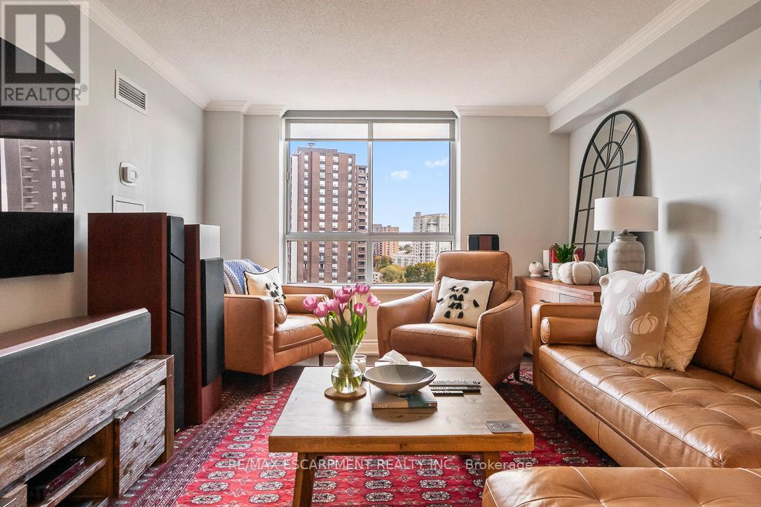 1015 - 1485 Lakeshore Road, Mississauga, Ontario  L5E 3G2 - Photo 10 - W12492228