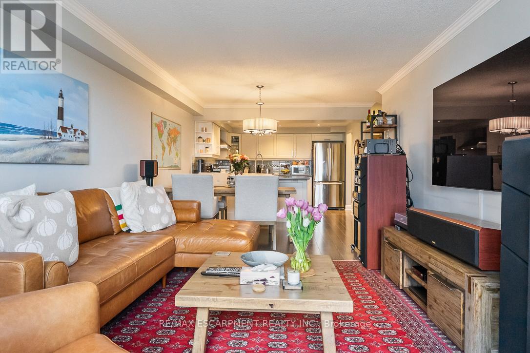 1015 - 1485 Lakeshore Road, Mississauga, Ontario  L5E 3G2 - Photo 12 - W12492228