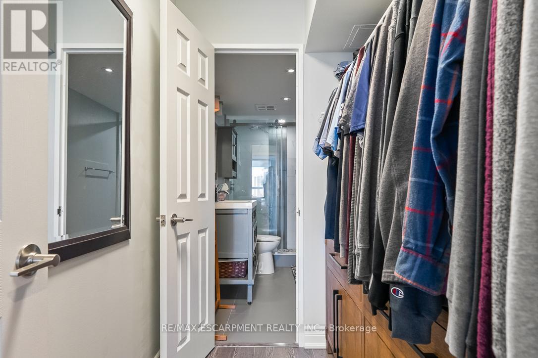 1015 - 1485 Lakeshore Road, Mississauga, Ontario  L5E 3G2 - Photo 16 - W12492228