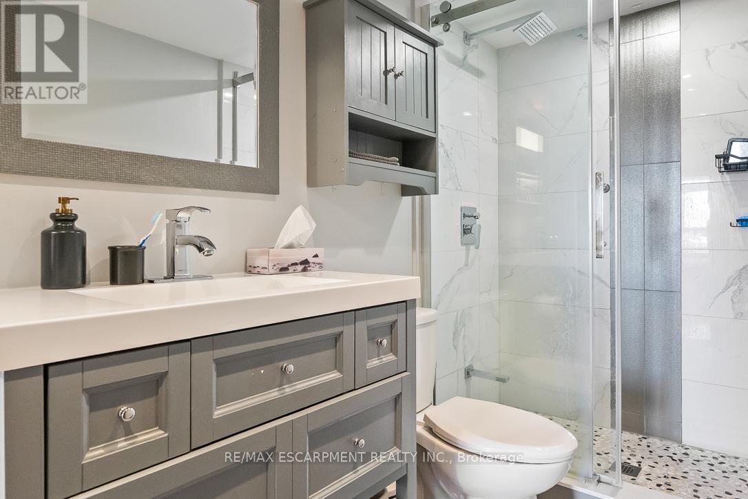 1015 - 1485 Lakeshore Road, Mississauga, Ontario  L5E 3G2 - Photo 18 - W12492228