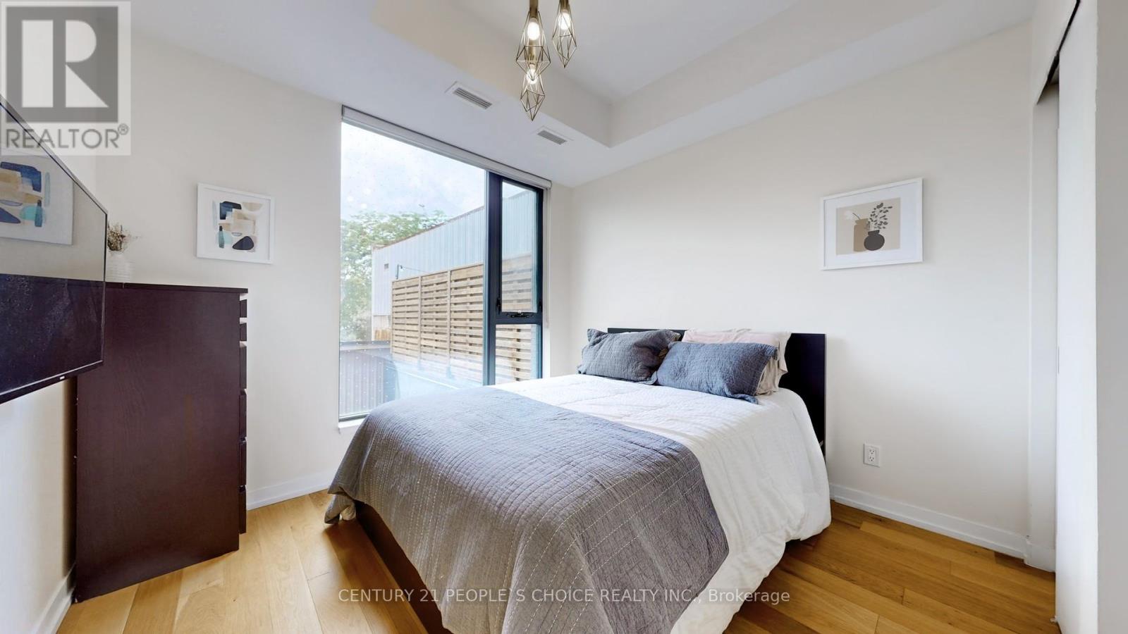 122 - 35 Wabash Avenue, Toronto, Ontario  M6R 0A9 - Photo 11 - W12492230