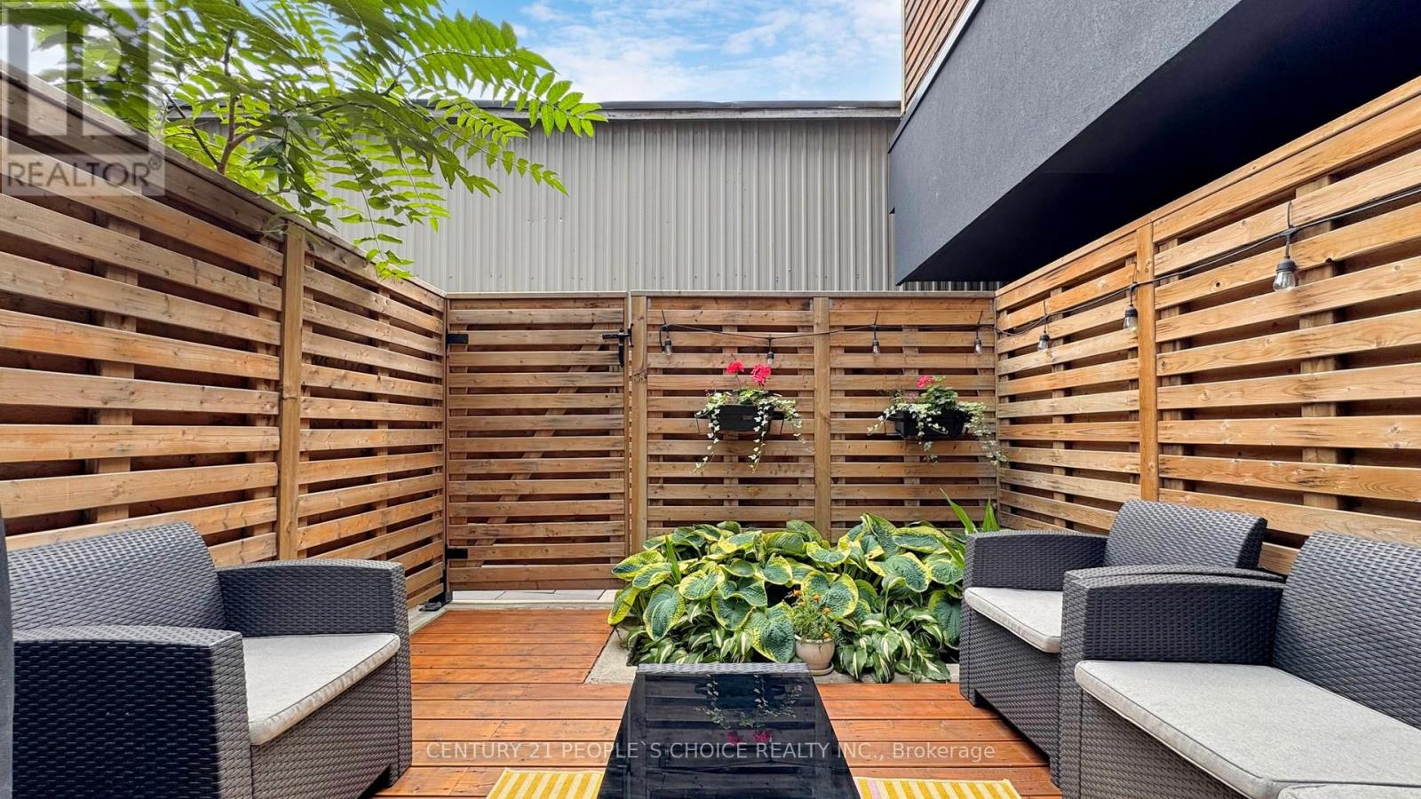 122 - 35 Wabash Avenue, Toronto, Ontario  M6R 0A9 - Photo 20 - W12492230