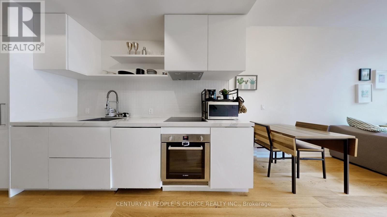 122 - 35 Wabash Avenue, Toronto, Ontario  M6R 0A9 - Photo 6 - W12492230