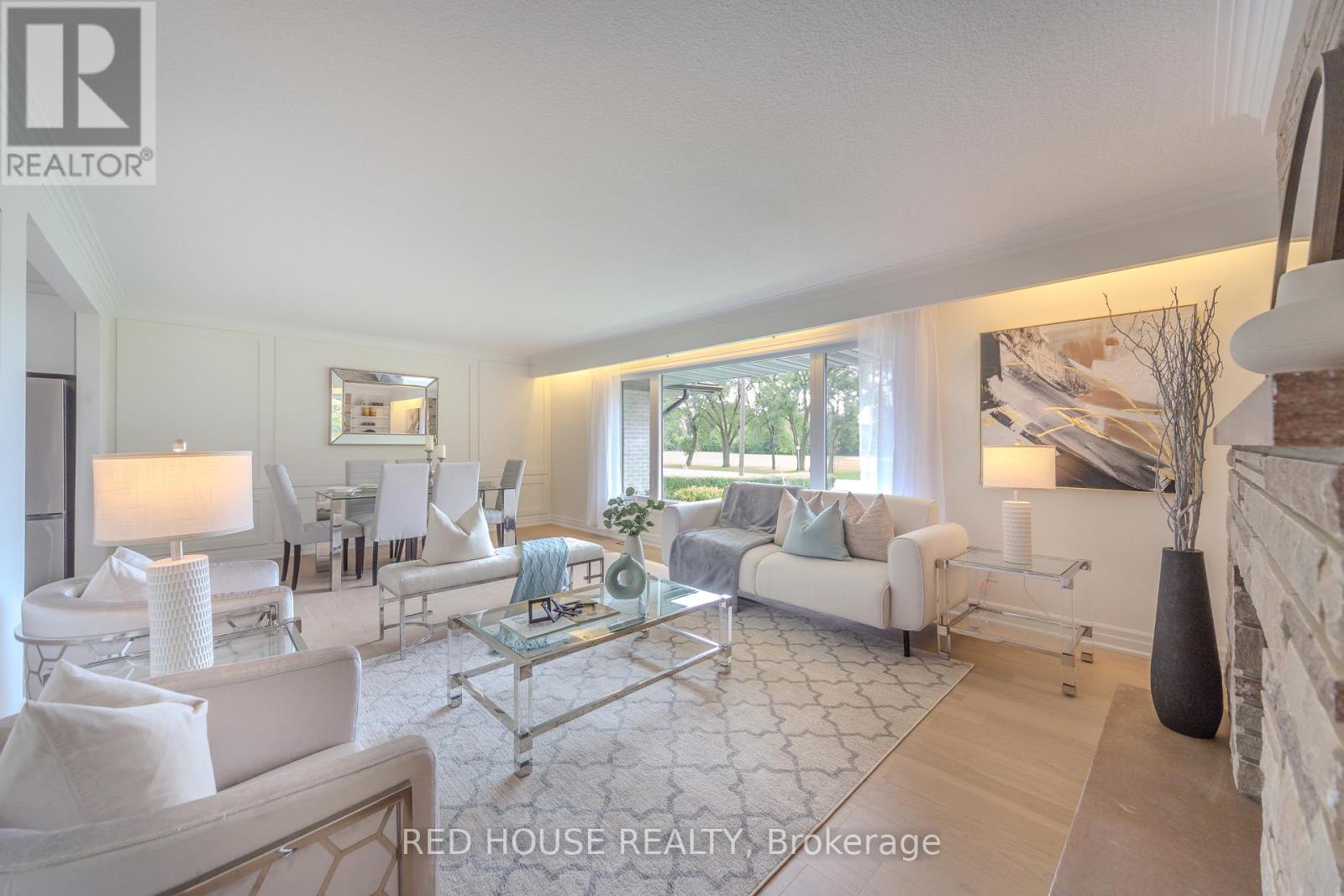 1253 Melton Drive, Mississauga, Ontario  L4Y 1L6 - Photo 8 - W12492246