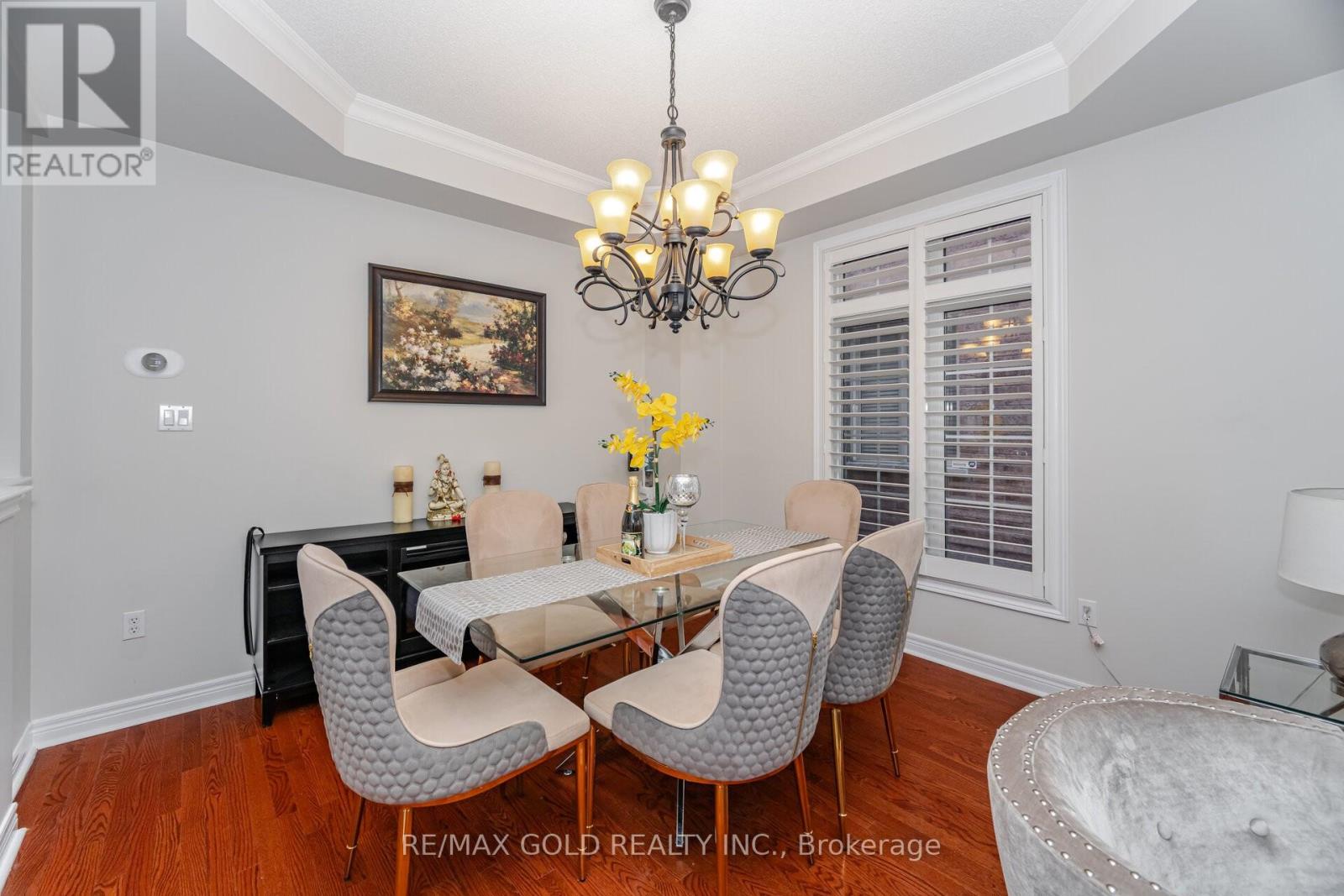 26 Freshmeadow Street, Brampton, Ontario  L6P 2H5 - Photo 5 - W12492252