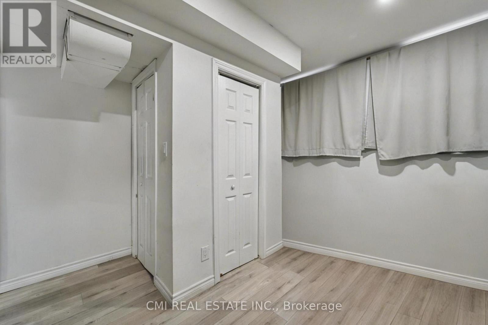 2610 Islington Avenue, Toronto, Ontario  M9V 2X3 - Photo 34 - W12492266