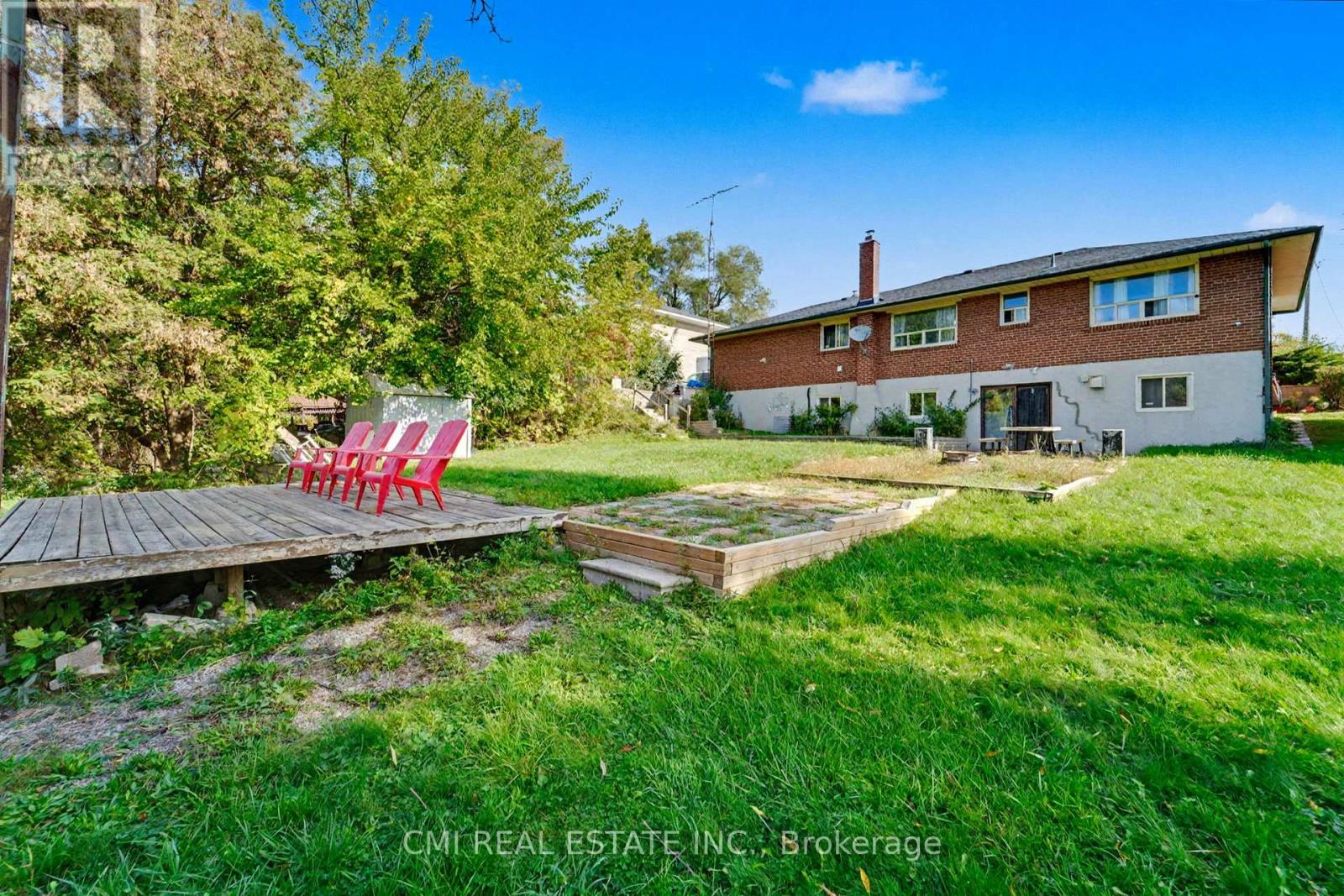 2610 Islington Avenue, Toronto, Ontario  M9V 2X3 - Photo 38 - W12492266