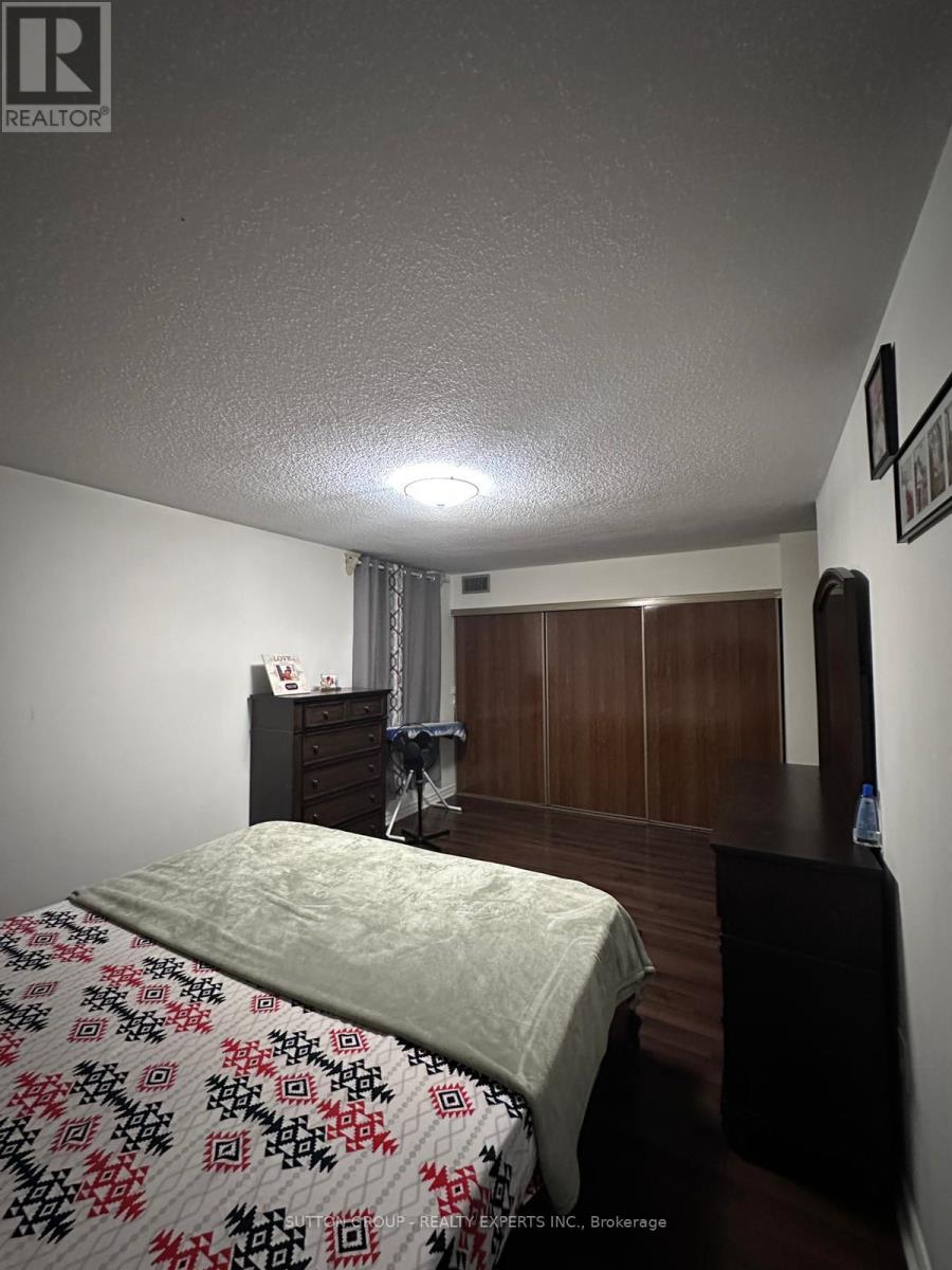 1810 - 21 Knightsbridge Road, Brampton, Ontario  L6T 3Y1 - Photo 15 - W12492280