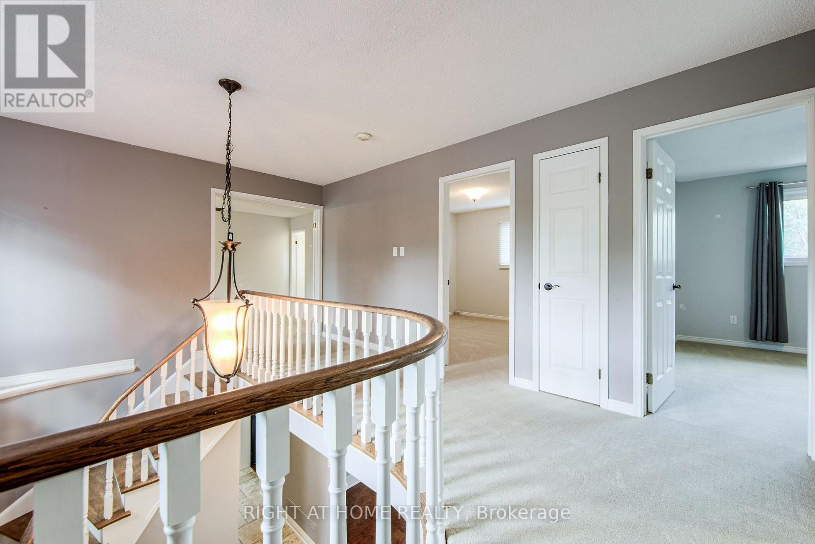 1020 Roxborough Drive, Oakville, Ontario  L6M 1E3 - Photo 25 - W12492300