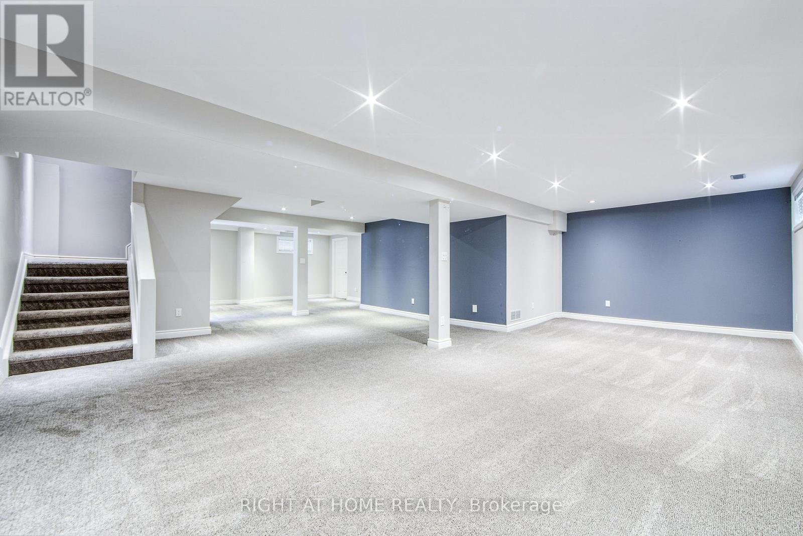 1020 Roxborough Drive, Oakville, Ontario  L6M 1E3 - Photo 36 - W12492300