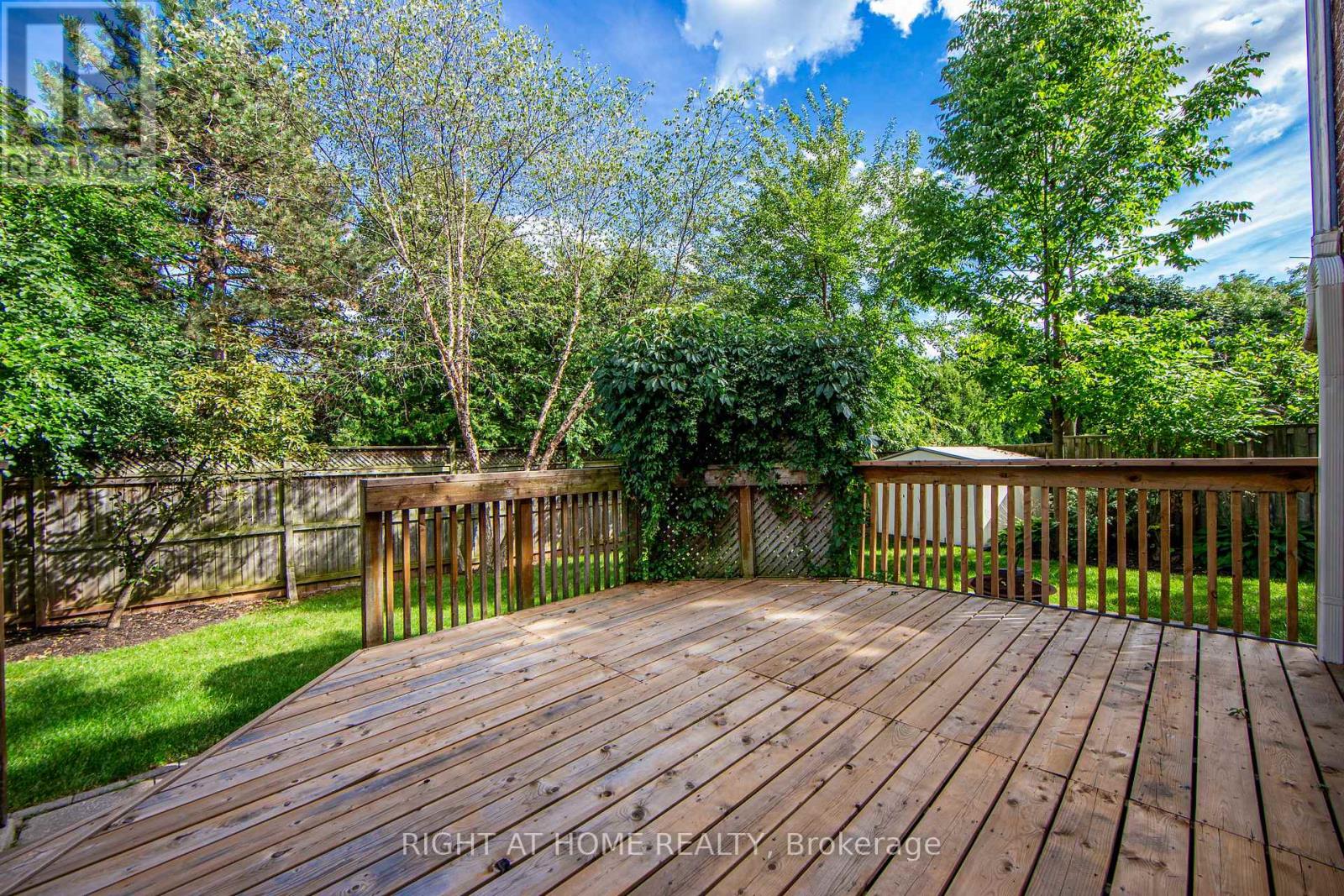 1020 Roxborough Drive, Oakville, Ontario  L6M 1E3 - Photo 43 - W12492300