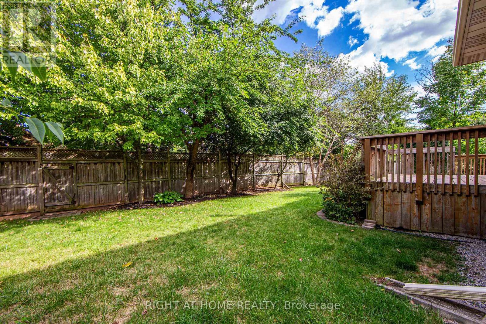 1020 Roxborough Drive, Oakville, Ontario  L6M 1E3 - Photo 47 - W12492300