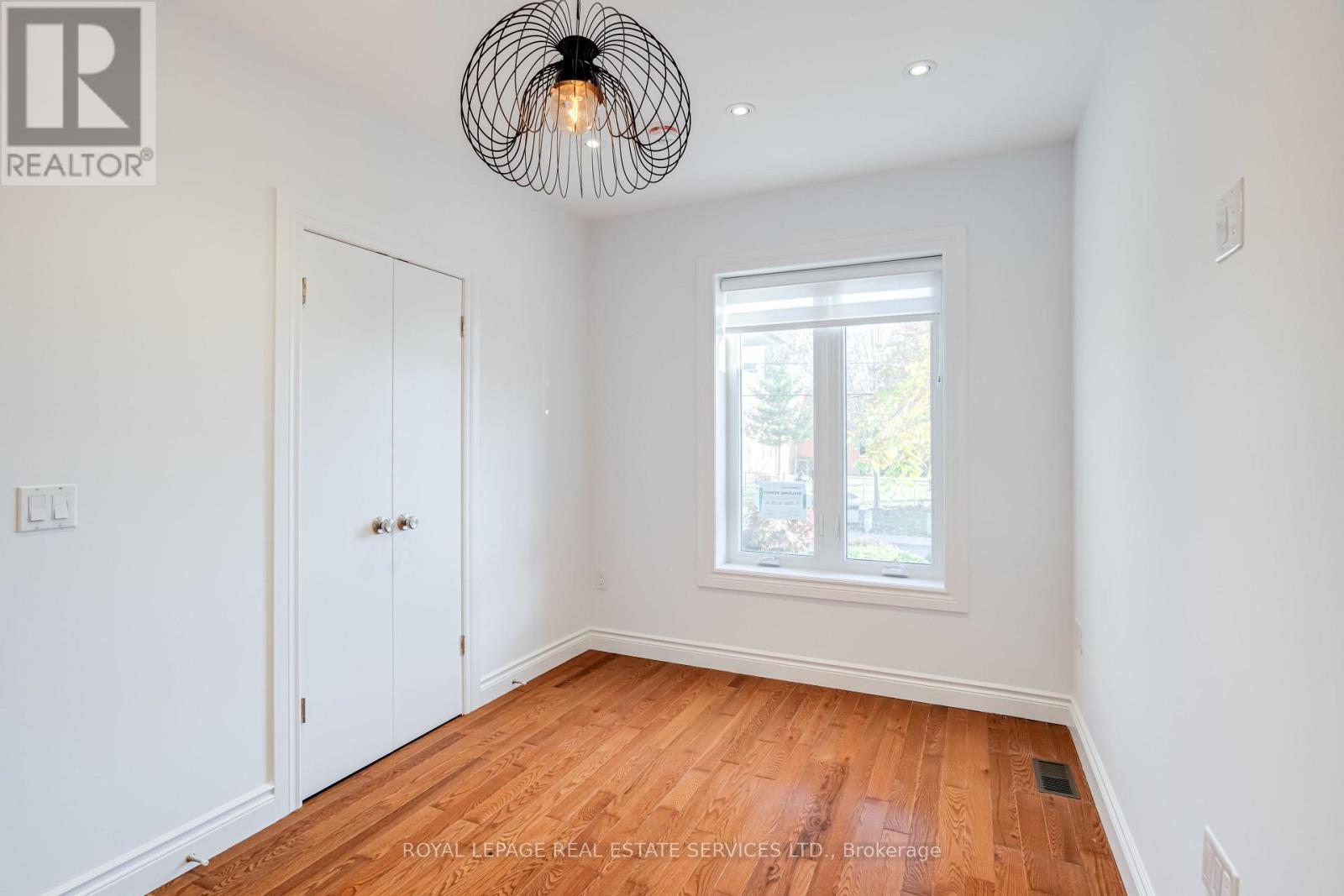 Main Floor B - 94 Wallace Avenue, Toronto, Ontario  M6H 1T5 - Photo 14 - W12492354