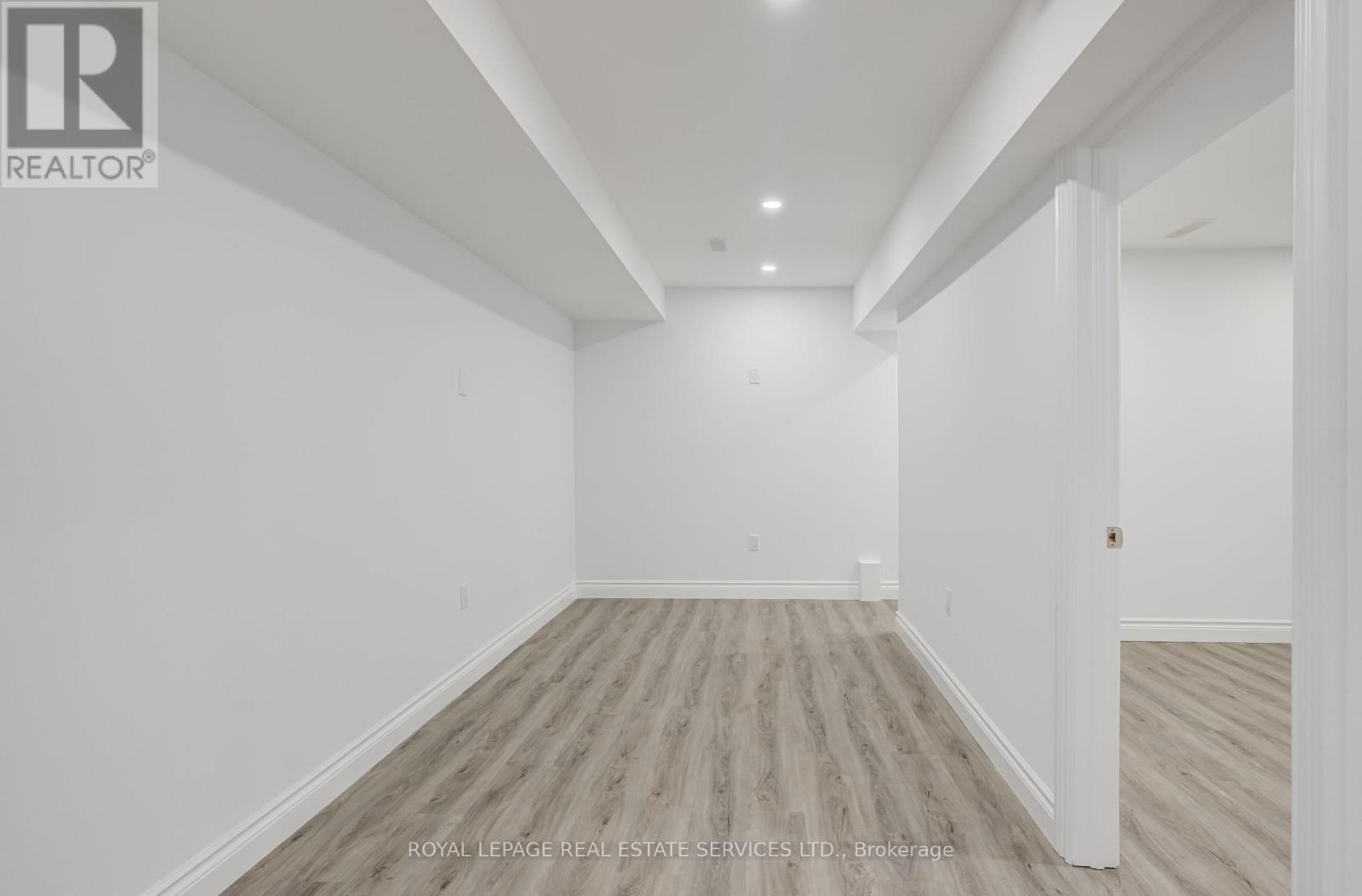Main Floor B - 94 Wallace Avenue, Toronto, Ontario  M6H 1T5 - Photo 22 - W12492354