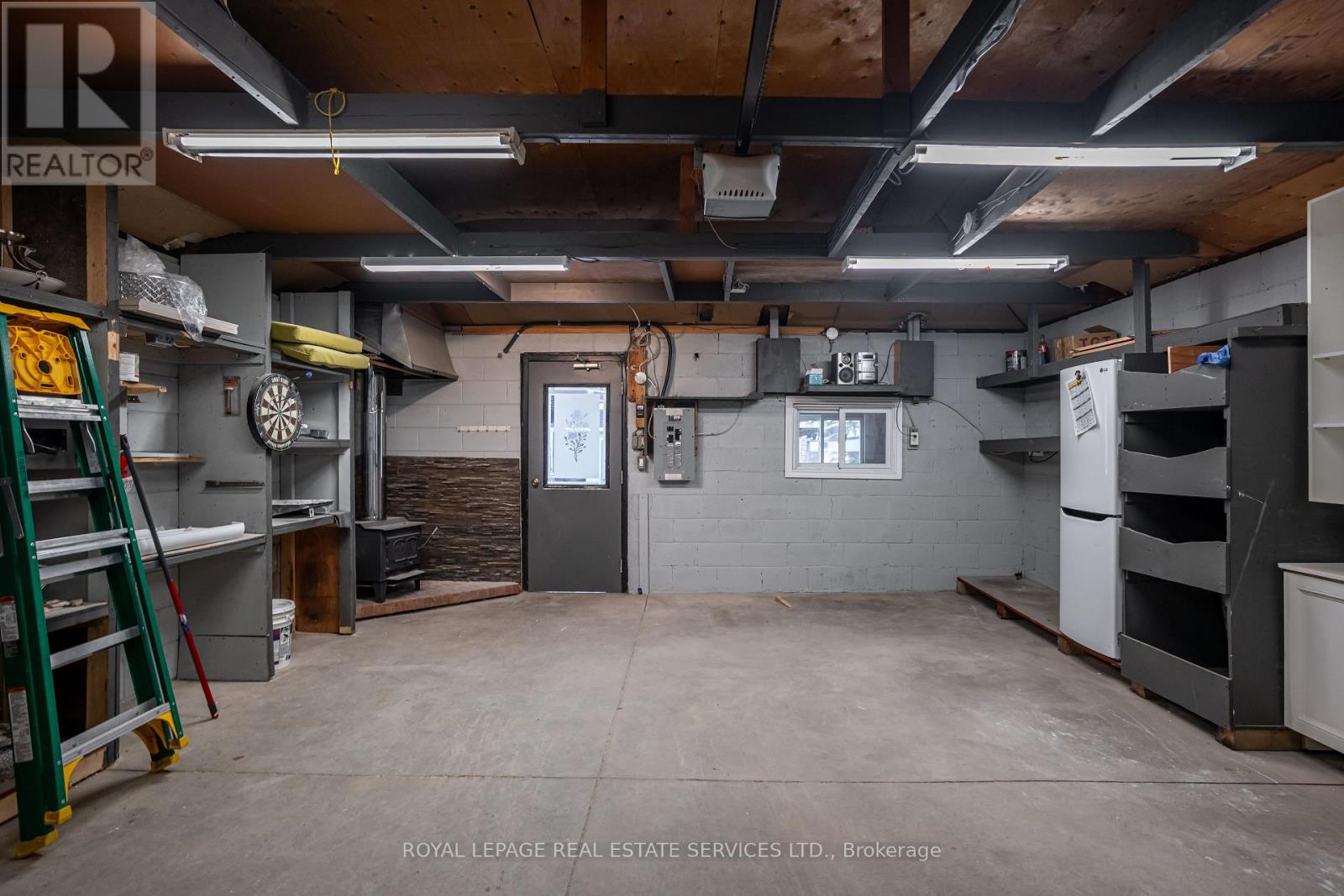 Main Floor B - 94 Wallace Avenue, Toronto, Ontario  M6H 1T5 - Photo 33 - W12492354