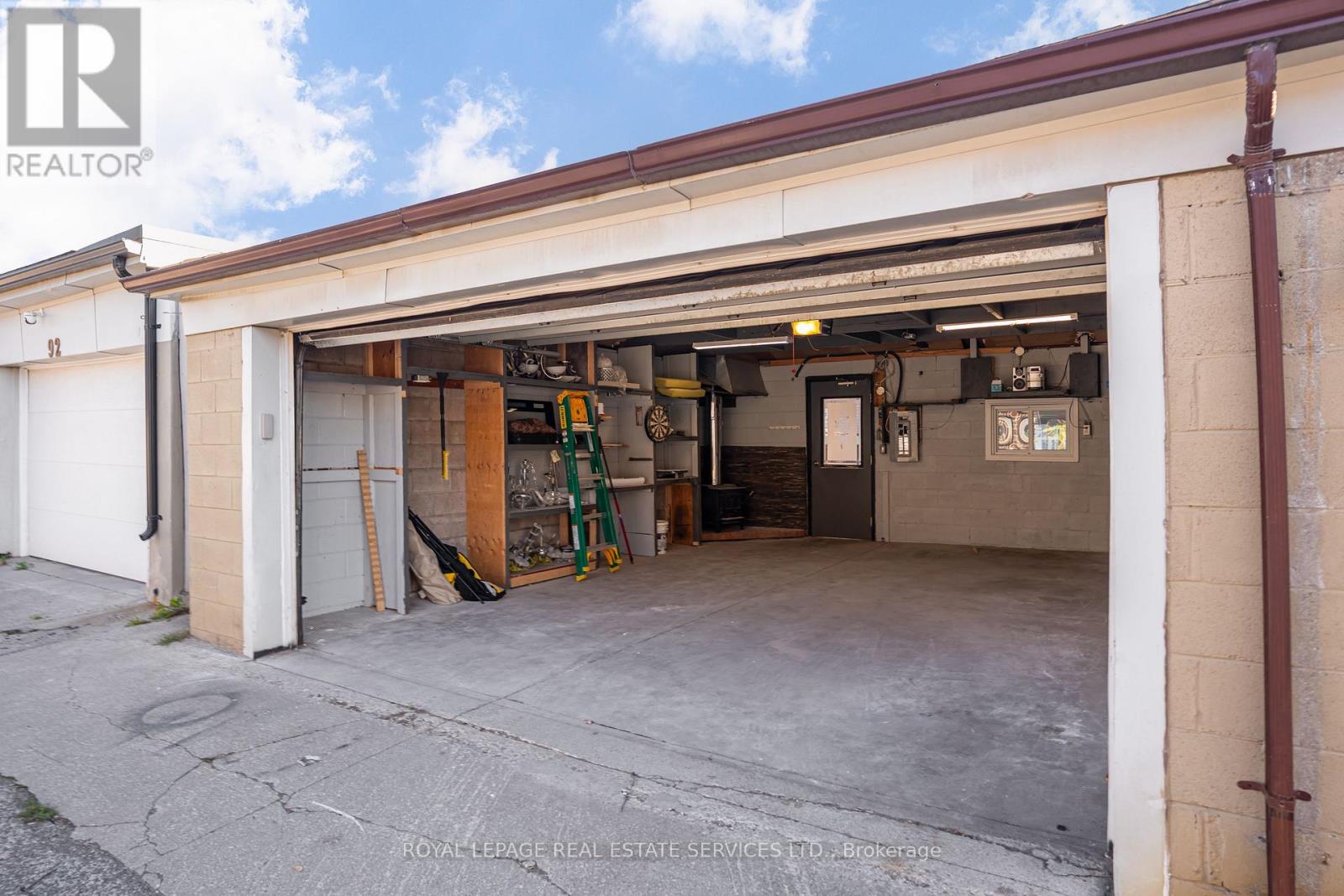 Main Floor A - 94 Wallace Avenue, Toronto, Ontario  M6H 1T5 - Photo 35 - W12492362