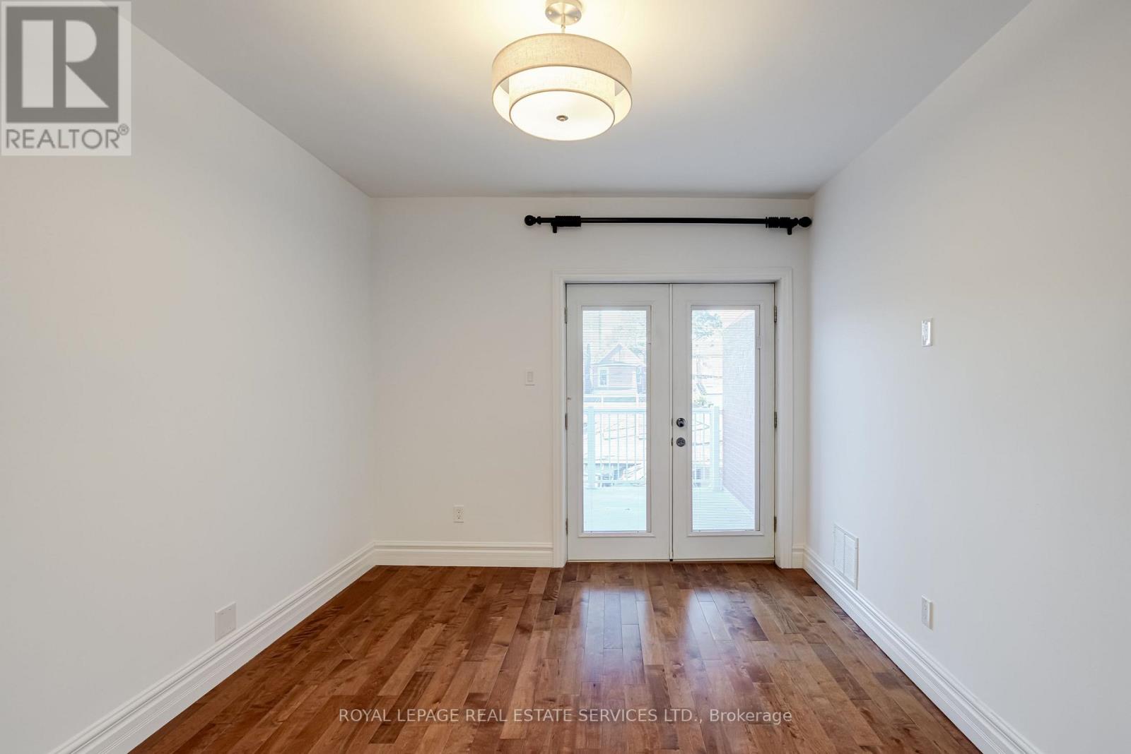 2nd Floor - 94 Wallace Avenue, Toronto, Ontario  M6H 1T5 - Photo 13 - W12492366