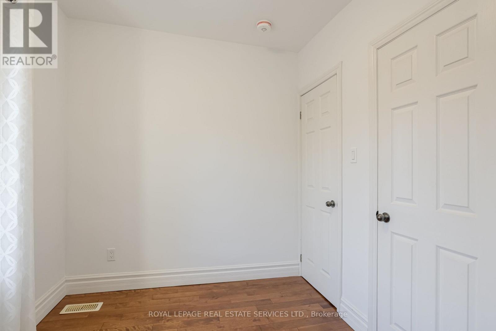 2nd Floor - 94 Wallace Avenue, Toronto, Ontario  M6H 1T5 - Photo 18 - W12492366