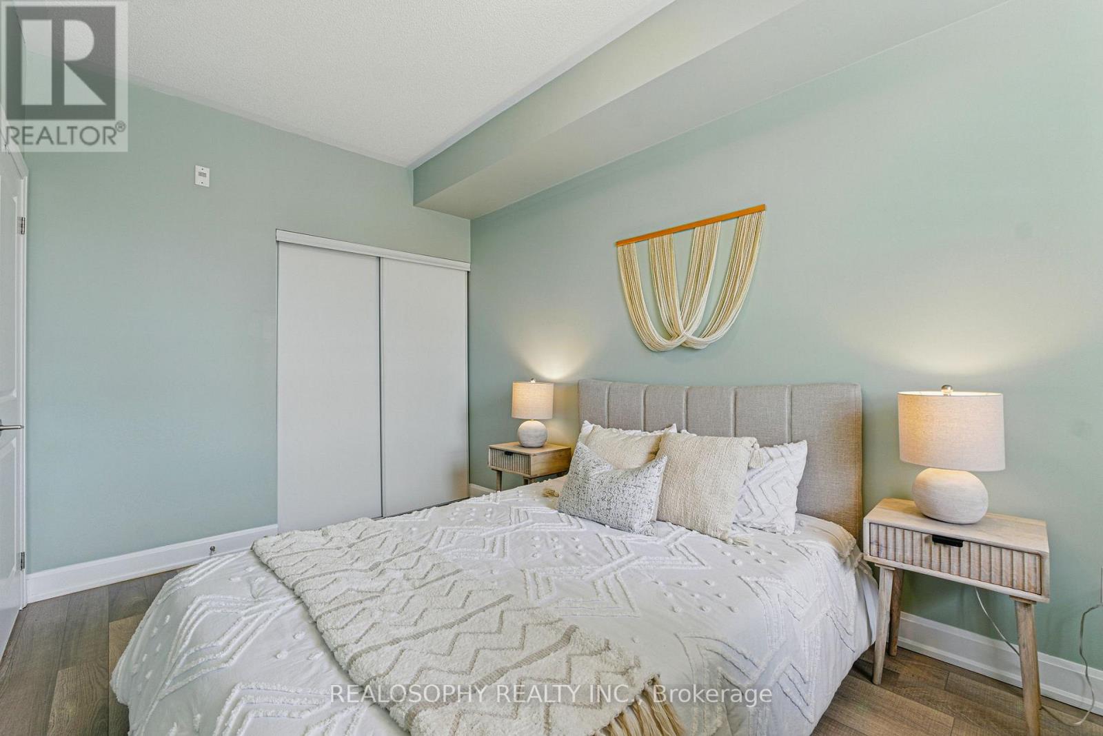 304 - 2333 Sawgrass Drive, Oakville, Ontario  L6H 0L2 - Photo 31 - W12492398