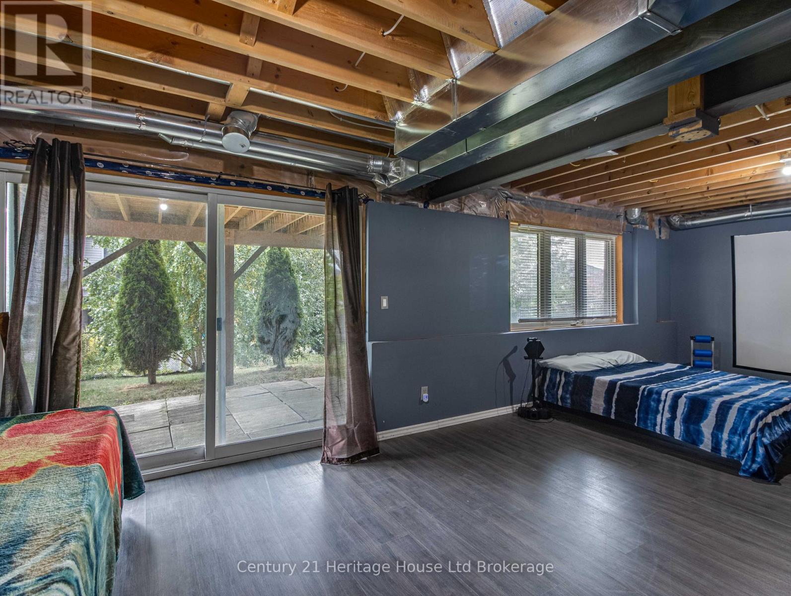 702 Frontenac Crescent, Woodstock, Ontario  N4V 0B1 - Photo 27 - X12492530