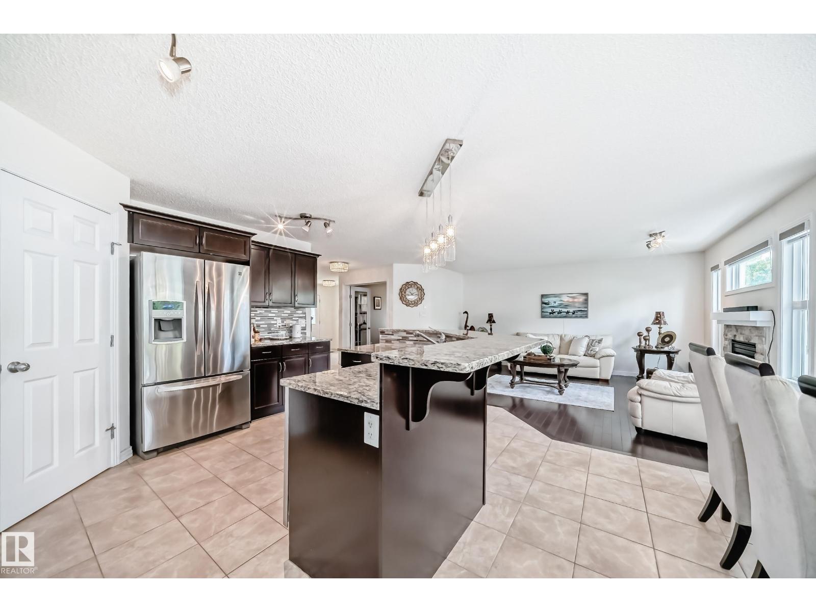 6995 Strom Ln Nw, Edmonton, Alberta  T6R 0P1 - Photo 15 - E4464055