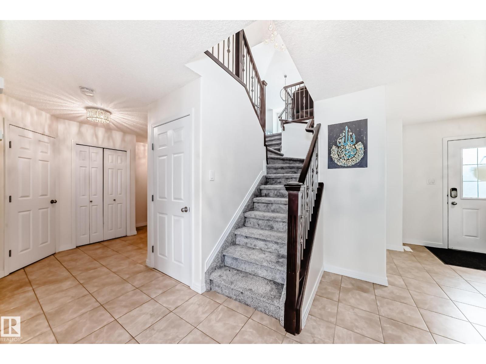 6995 Strom Ln Nw, Edmonton, Alberta  T6R 0P1 - Photo 27 - E4464055