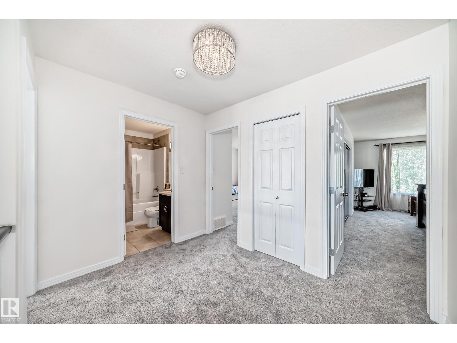 6995 Strom Ln Nw, Edmonton, Alberta  T6R 0P1 - Photo 41 - E4464055