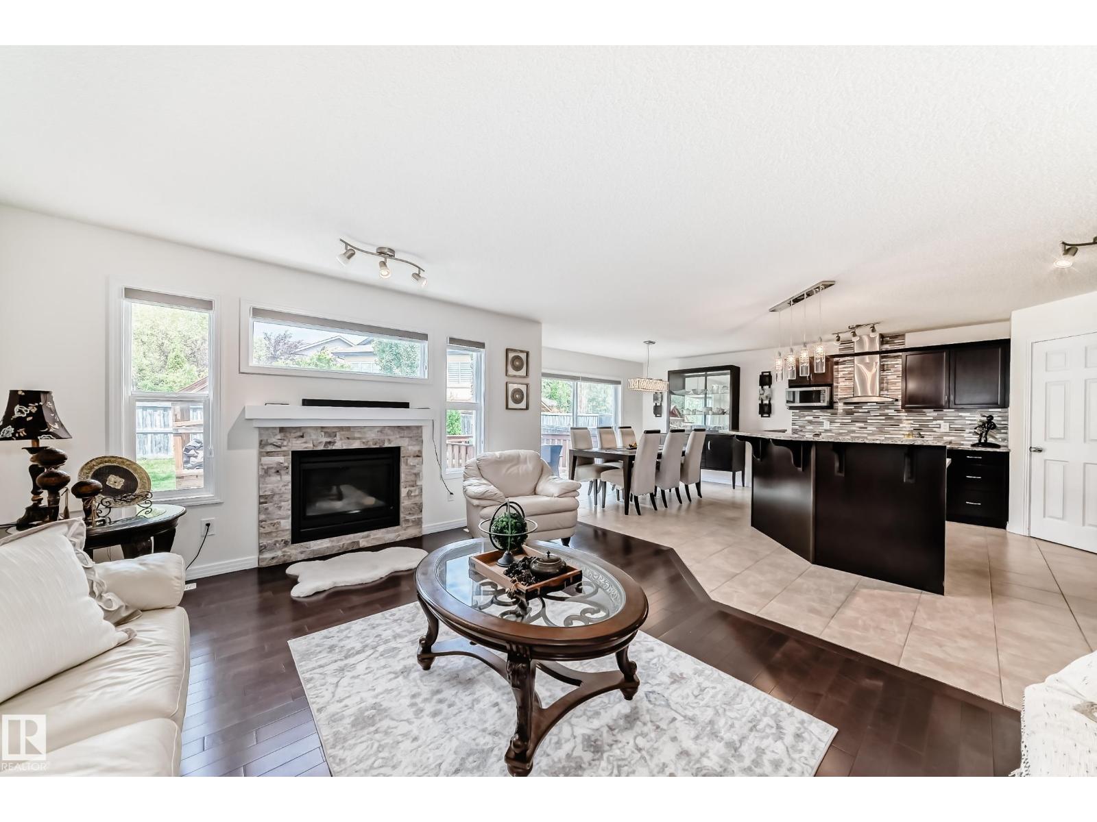 6995 Strom Ln Nw, Edmonton, Alberta  T6R 0P1 - Photo 7 - E4464055