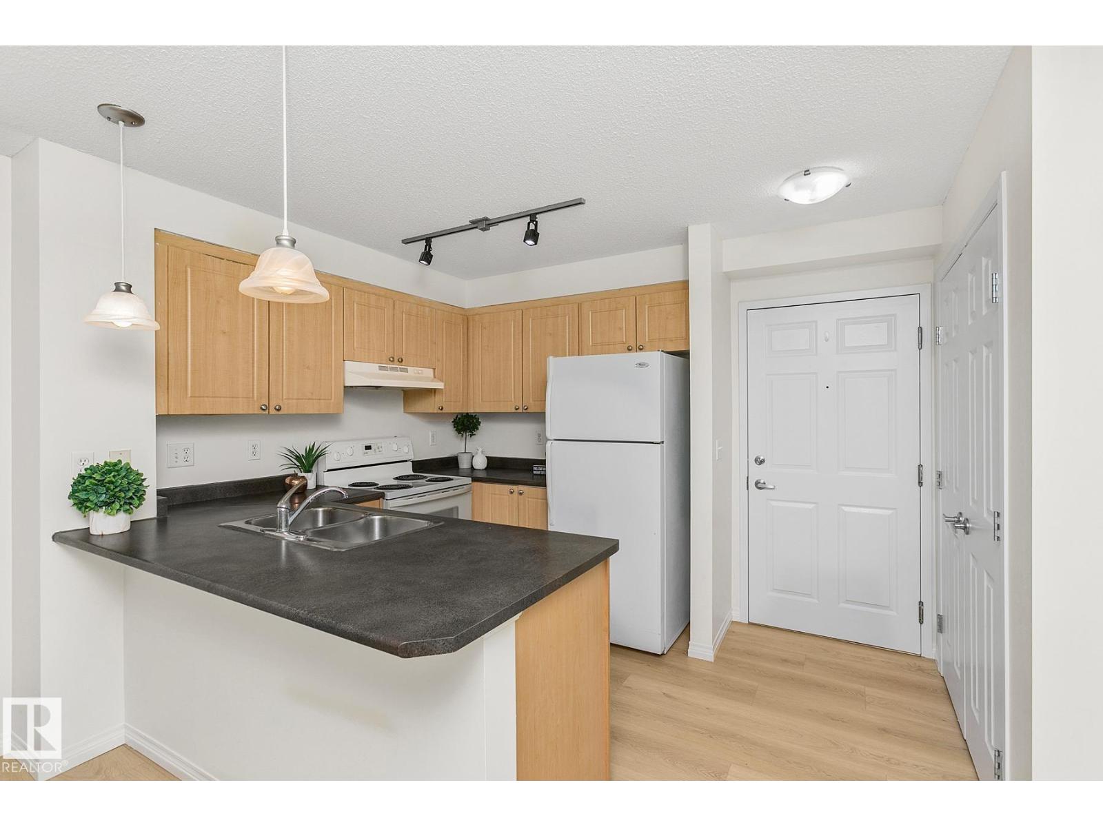 #112 630 Mcallister Lo Sw, Edmonton, Alberta  T6W 1N3 - Photo 10 - E4464056