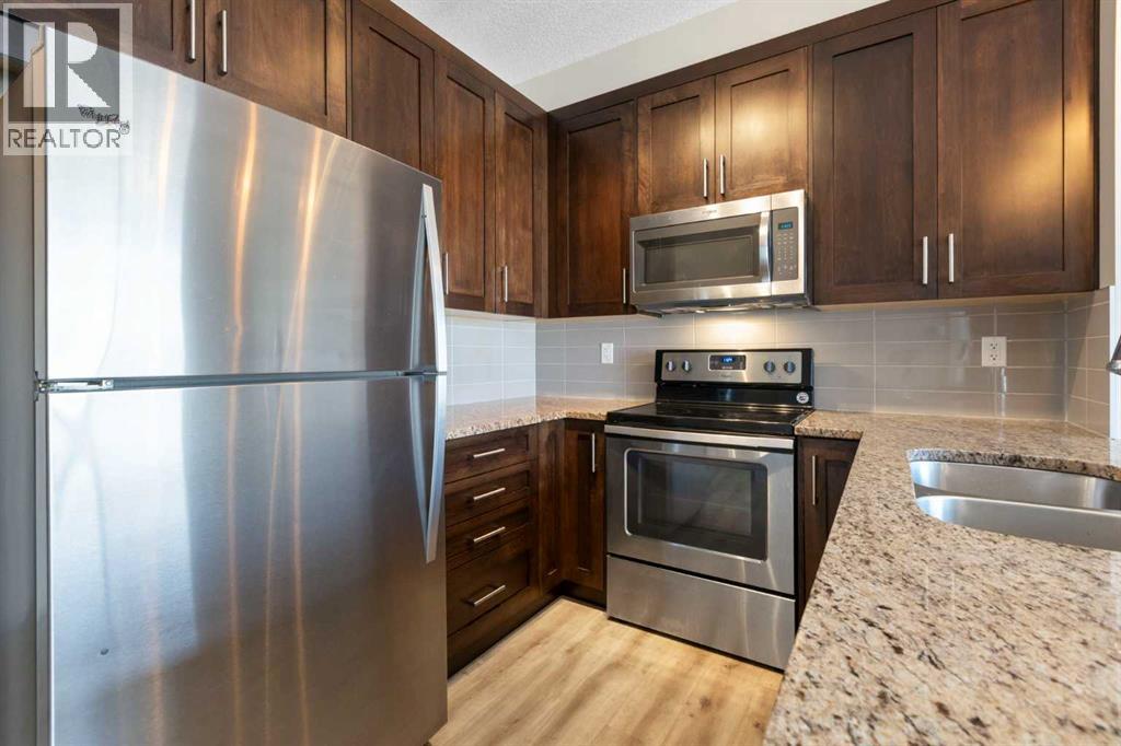 406, 10 Walgrove Walk Se, Calgary, Alberta  T2X 4E3 - Photo 6 - A2246081